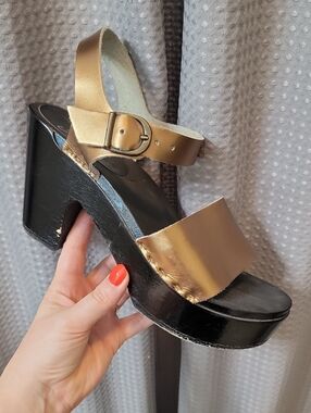Sven Black and Gold Platform Heeled Clogs Size 40